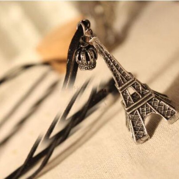 Silver Eiffel Tower Paris Necklace Leather Cord - Picture 4 of 6